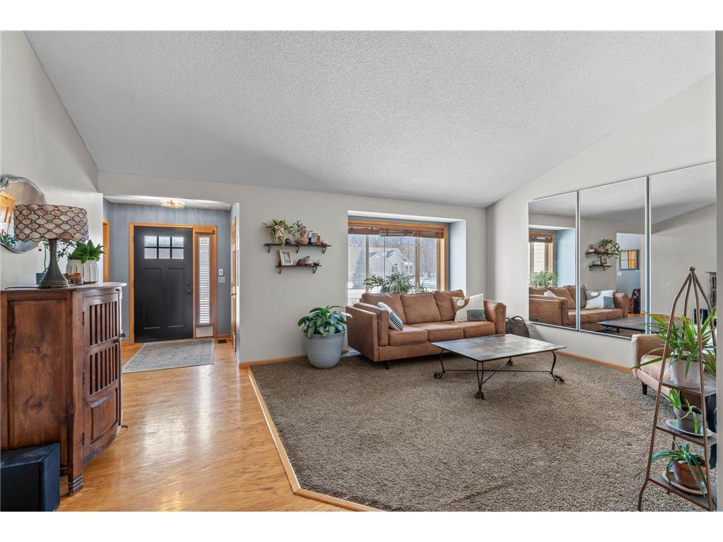 17330 Bataan Street NE Ham Lake MN 55304 6808835 image3