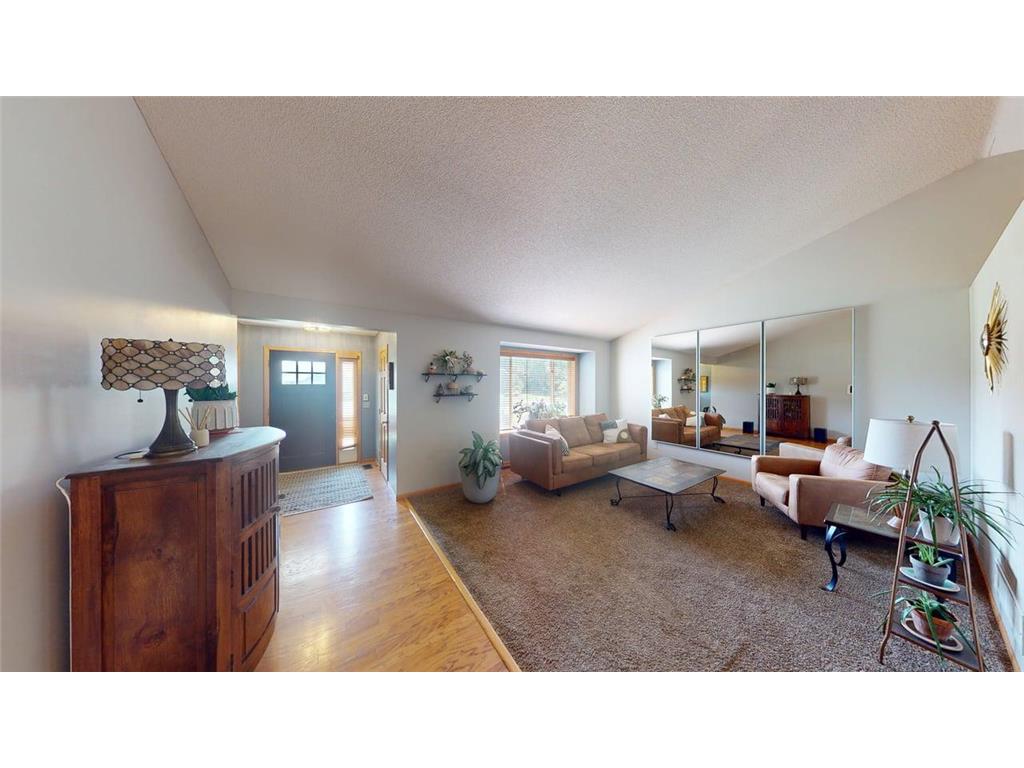 17330 Bataan Street NE Ham Lake MN 55304 7101839 image3