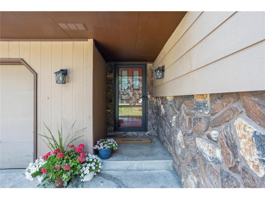 1734 Birch Lake Avenue White Bear Lake MN 55110 6772452 image1