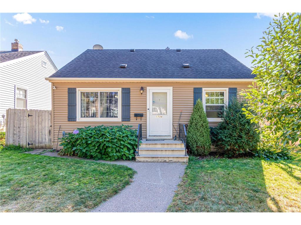 1734 Cottage Avenue E Saint Paul MN 55106 6794023 image1