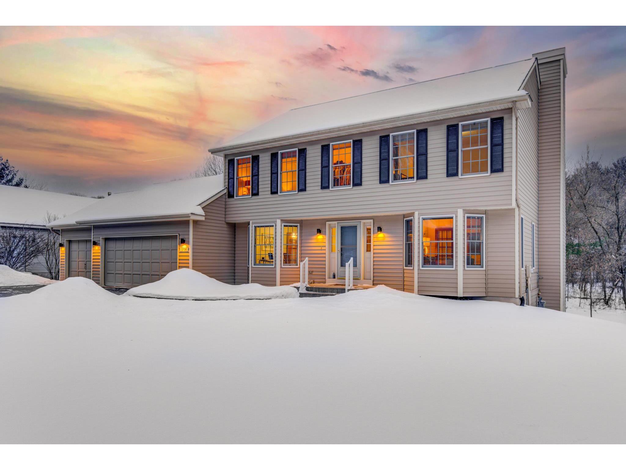 1734 Golf View Drive, River Falls, WI, 54022 MLS 6146766 Edina Realty