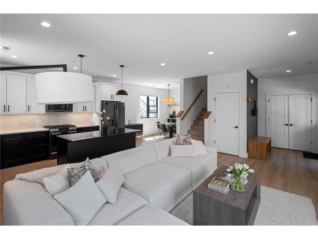 1735 3rd Street NE Minneapolis MN 55413 7075385 image1