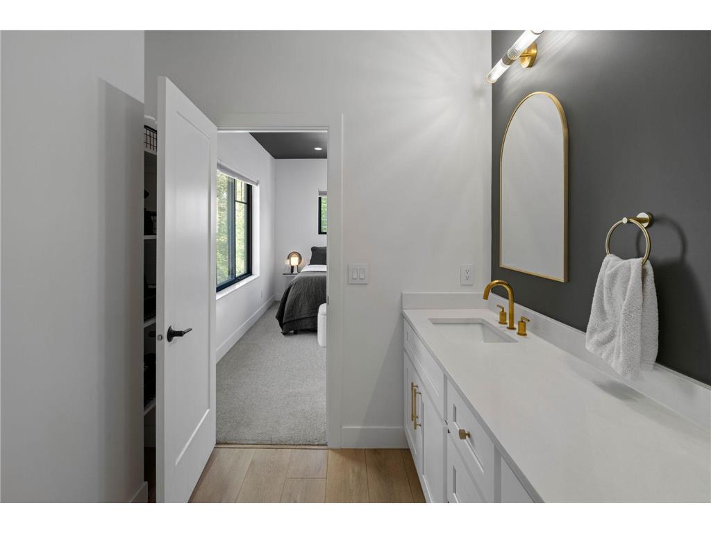 1735 3rd Street NE Minneapolis MN 55413 7075385 image22