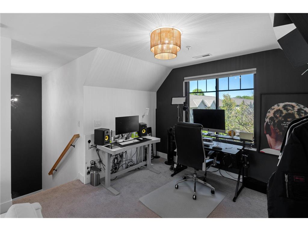 1735 3rd Street NE Minneapolis MN 55413 7075385 image35