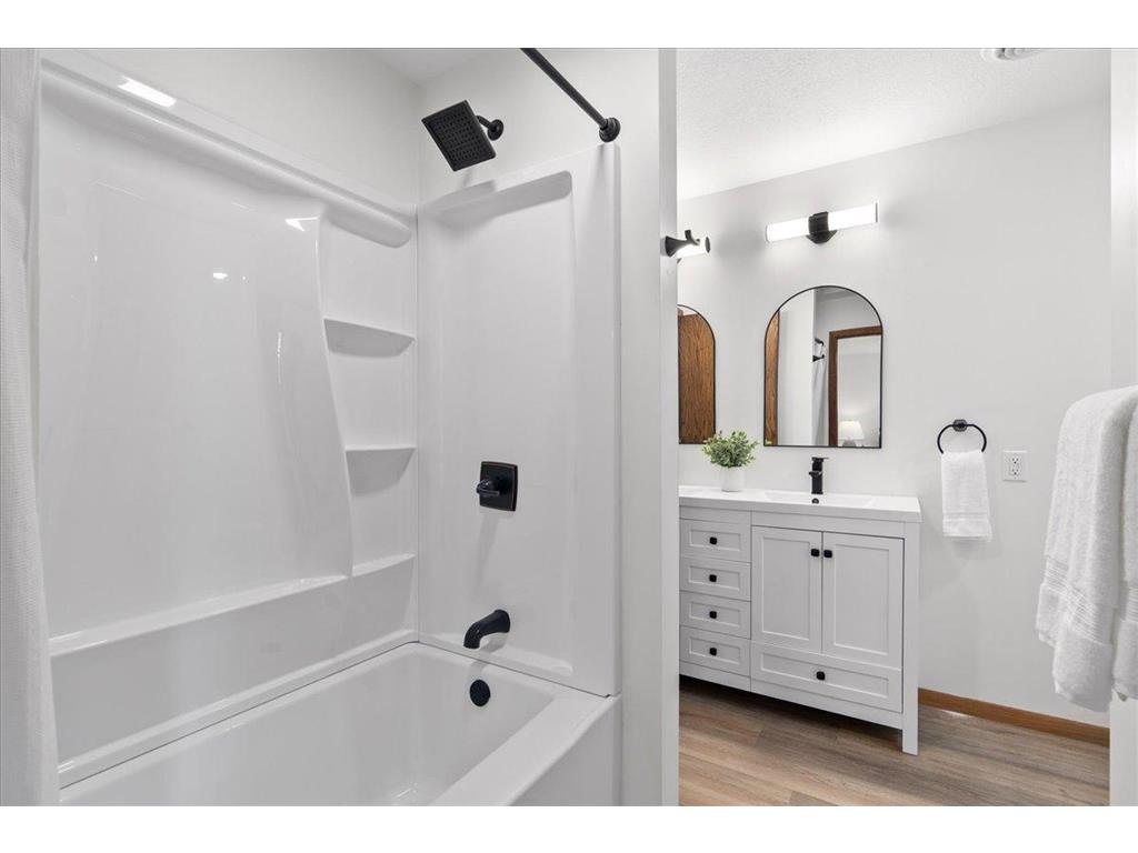 1735 Highway 63 New Richmond WI 54017 7002496 image19