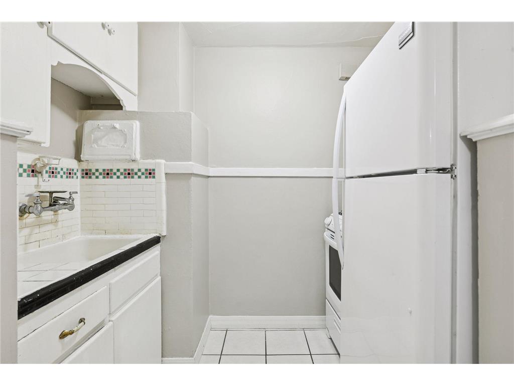 1735 Randolph Ave Saint Paul MN 55105 7026169 image19