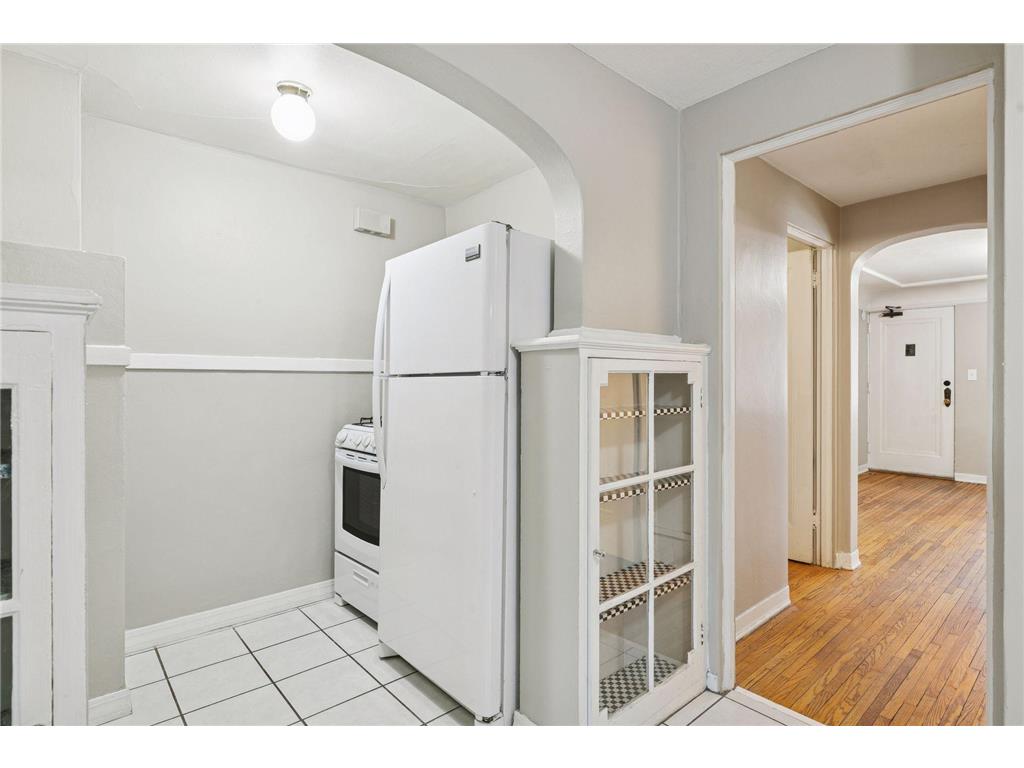 1735 Randolph Avenue Saint Paul MN 55105 7021296 image17