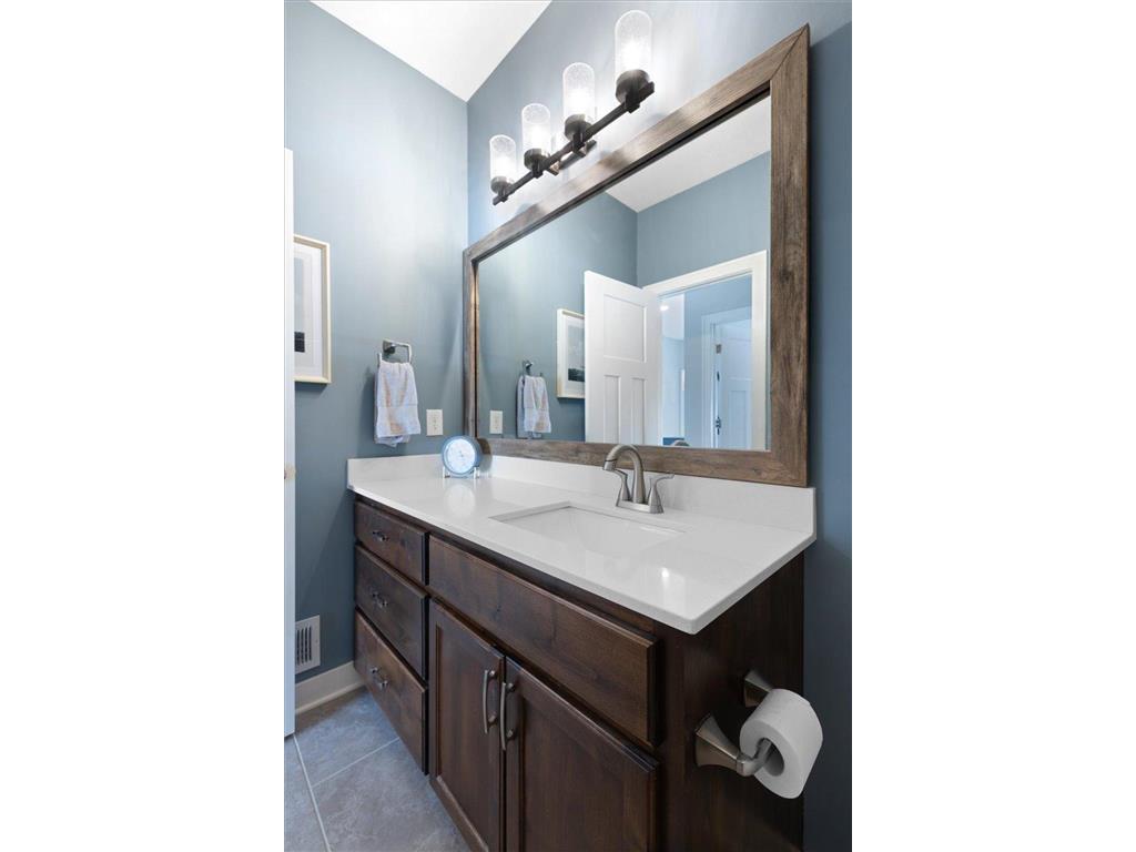 17357 Eastwood Avenue Lakeville MN 55044 7065019 image10