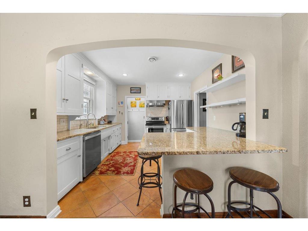 1736 Bayard Avenue Saint Paul MN 55116 7069562 image10