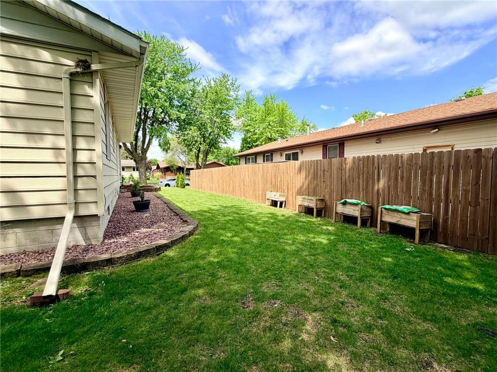 1736 Douglas Avenue Worthington MN 56187 7078018 image32