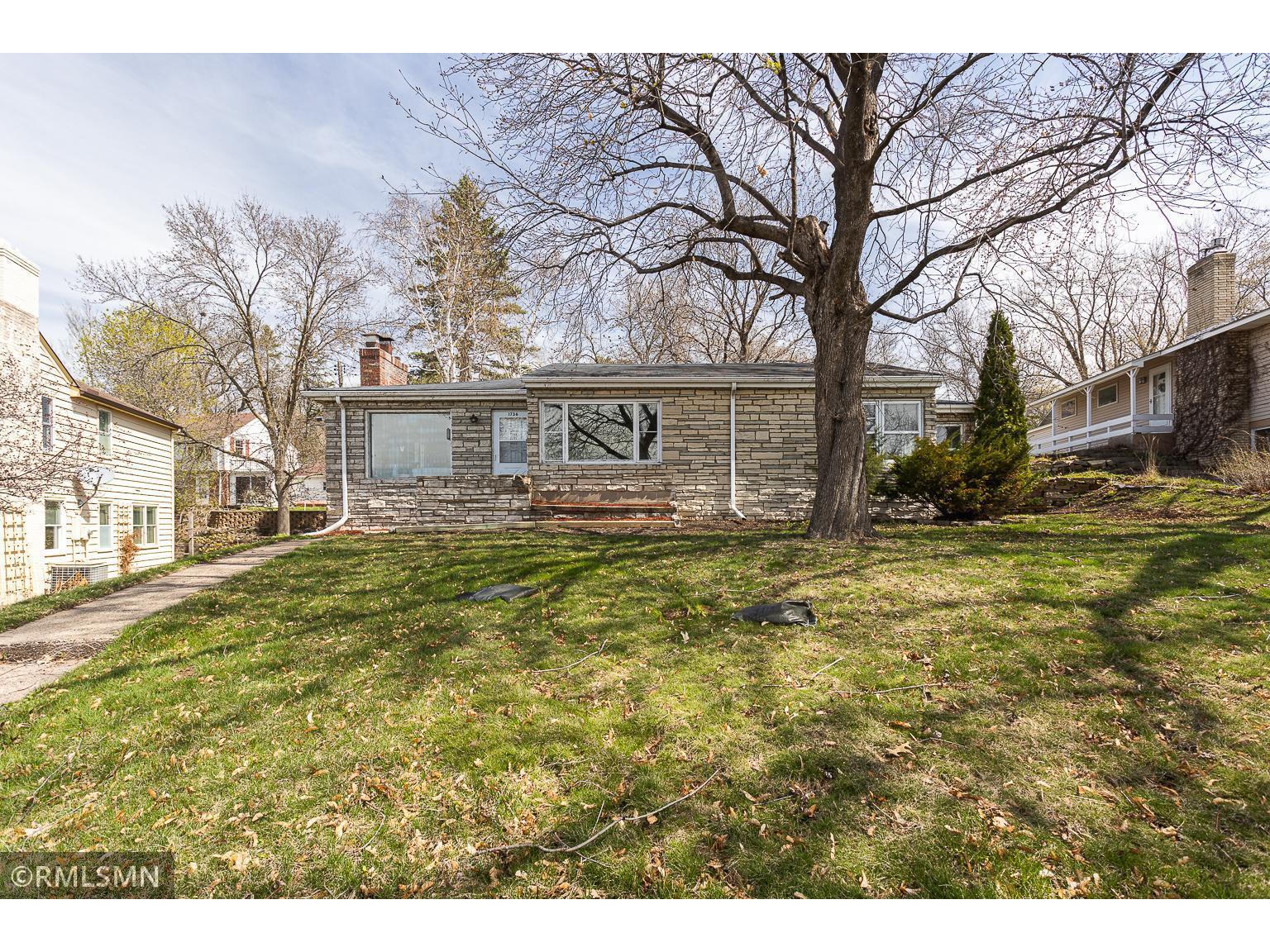 1736 E Shore Drive, Maplewood, MN 55109 MLS 5735120 Edina Realty