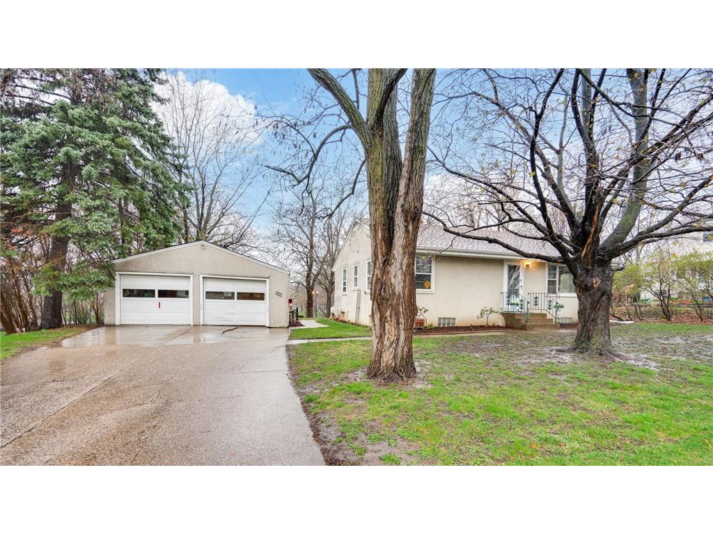 1737 McMenemy Street Maplewood MN 55117 6519282 image1