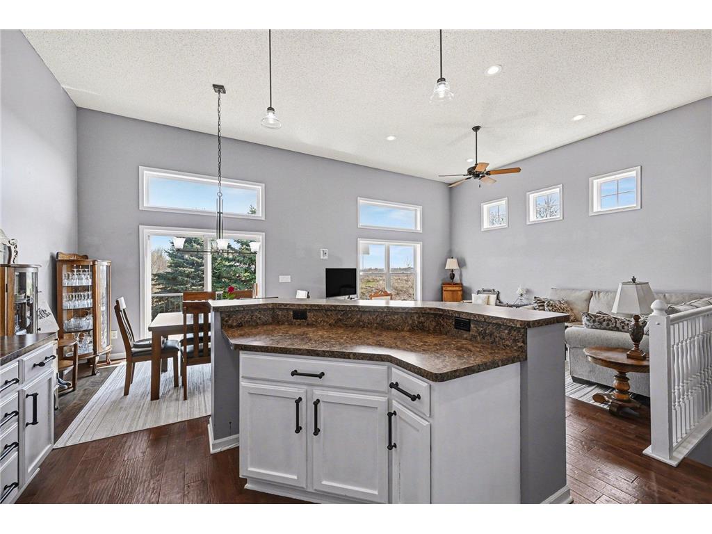 1737 Philipp Drive Shakopee MN 55379 7072308 image12
