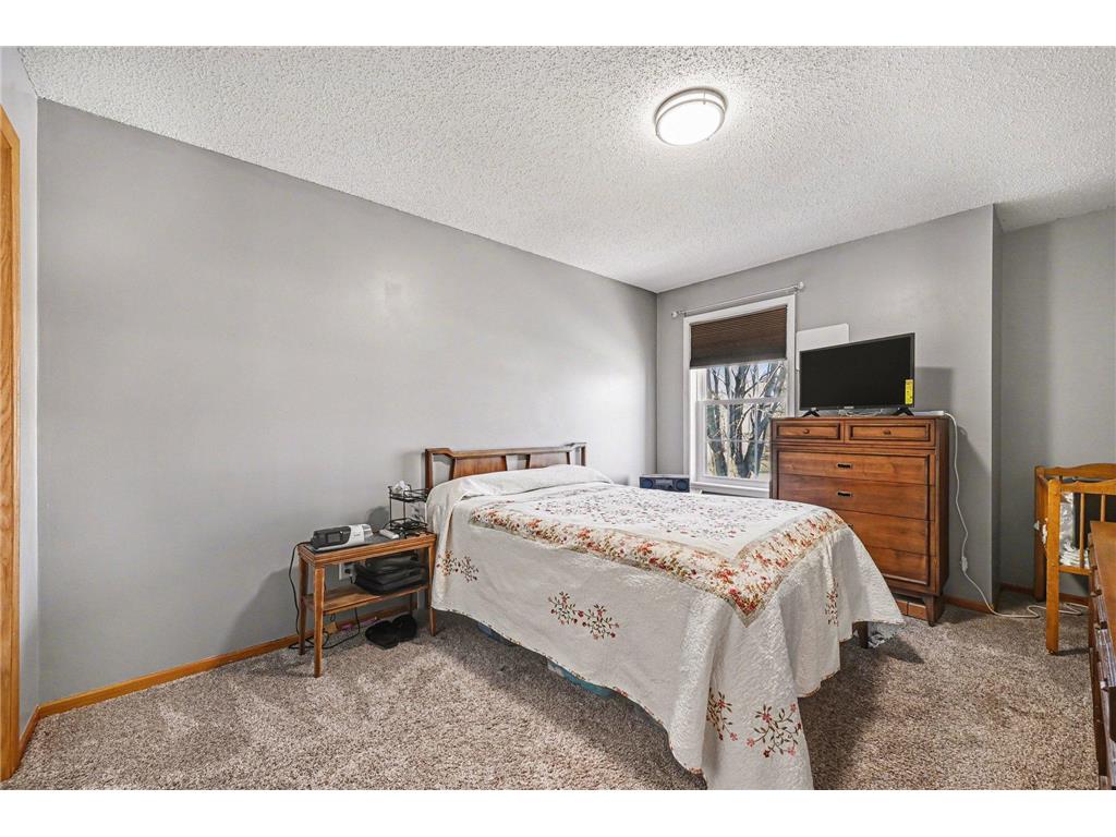 1737 Philipp Drive Shakopee MN 55379 7072308 image18