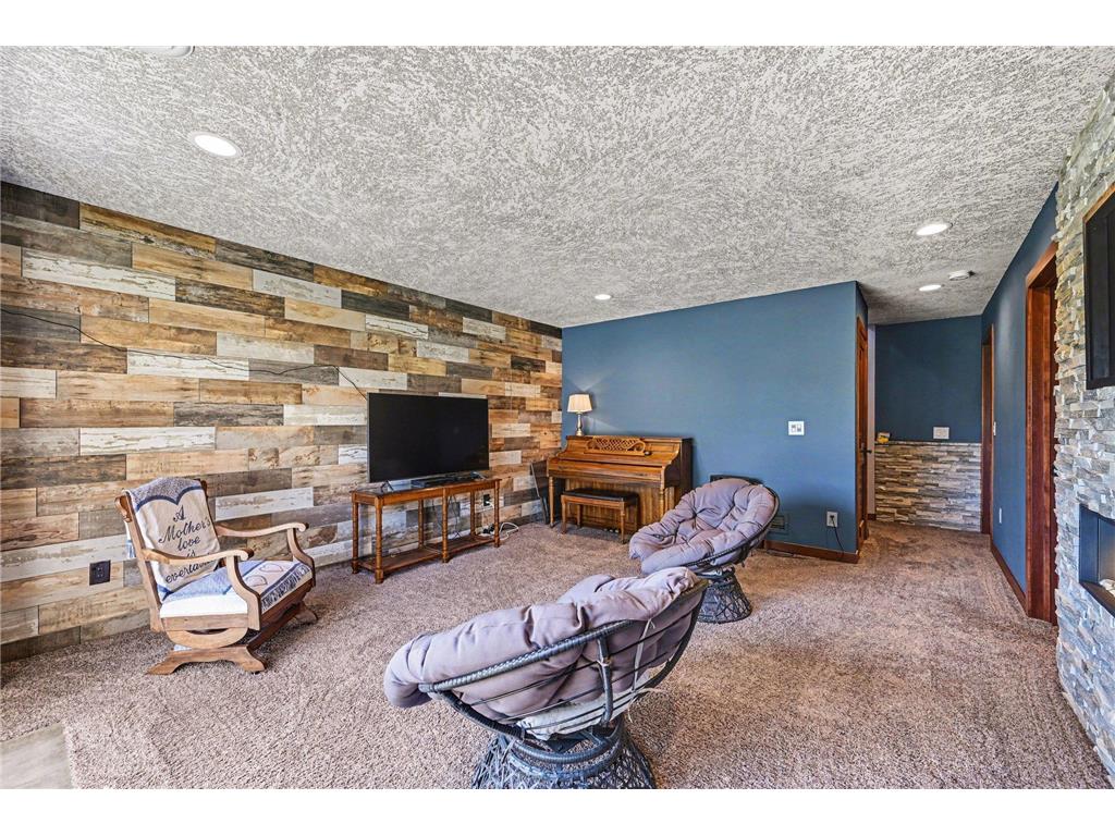 1737 Philipp Drive Shakopee MN 55379 7072308 image22