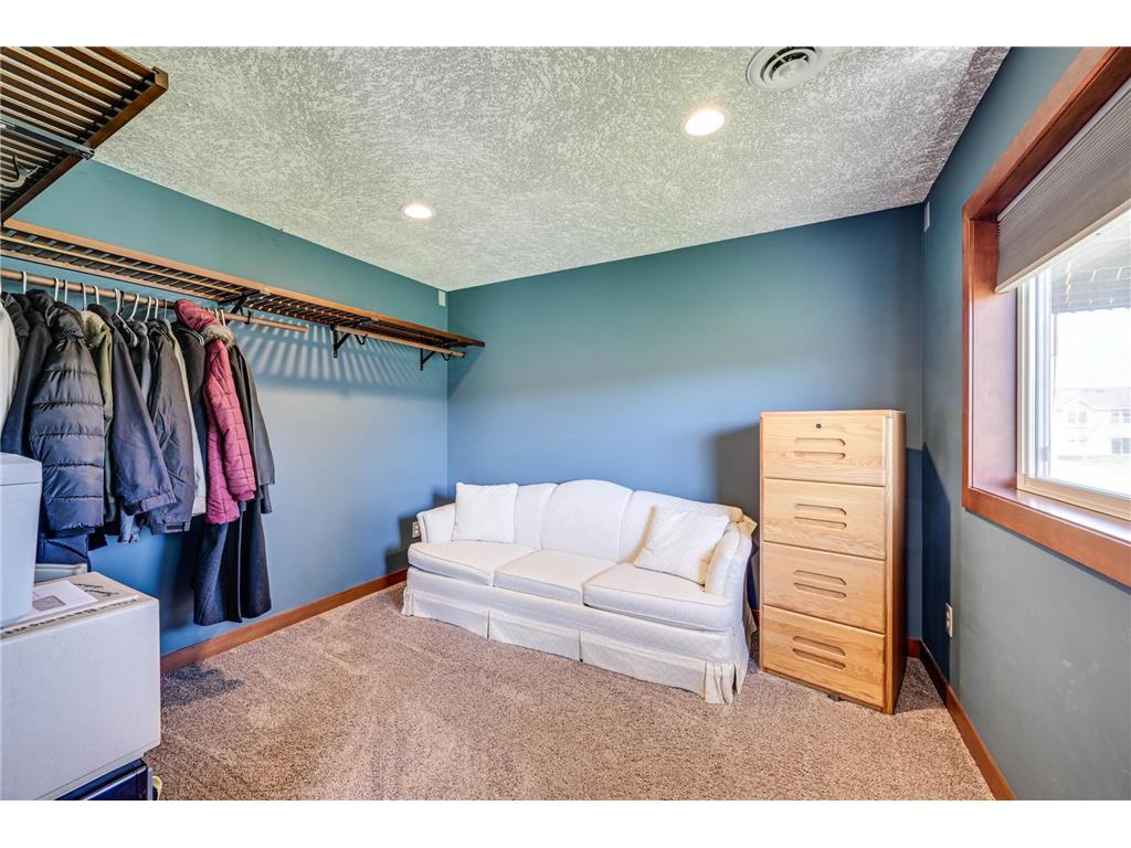 1737 Philipp Drive Shakopee MN 55379 7072308 image24