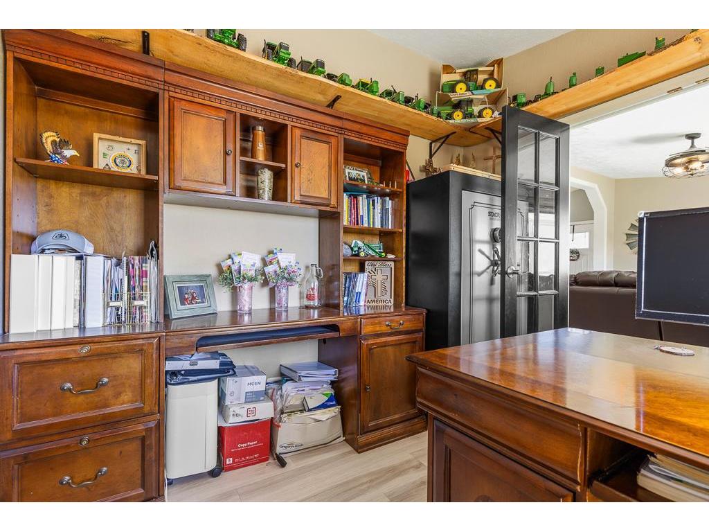 17371 220th Street Lucan MN 56255 7062511 image33