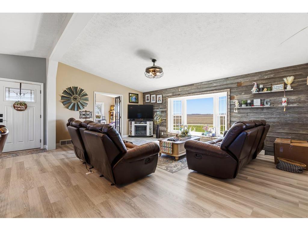 17371 220th Street Lucan MN 56255 7062511 image5