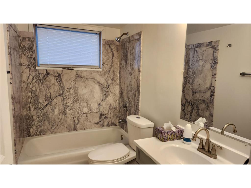1738 Hawthorne Avenue E #1 Saint Paul MN 55106 7085345 image8