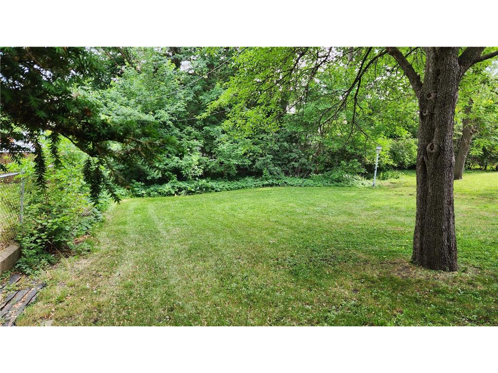 1738 Hawthorne Avenue E #1 Saint Paul MN 55106 7085345 image9
