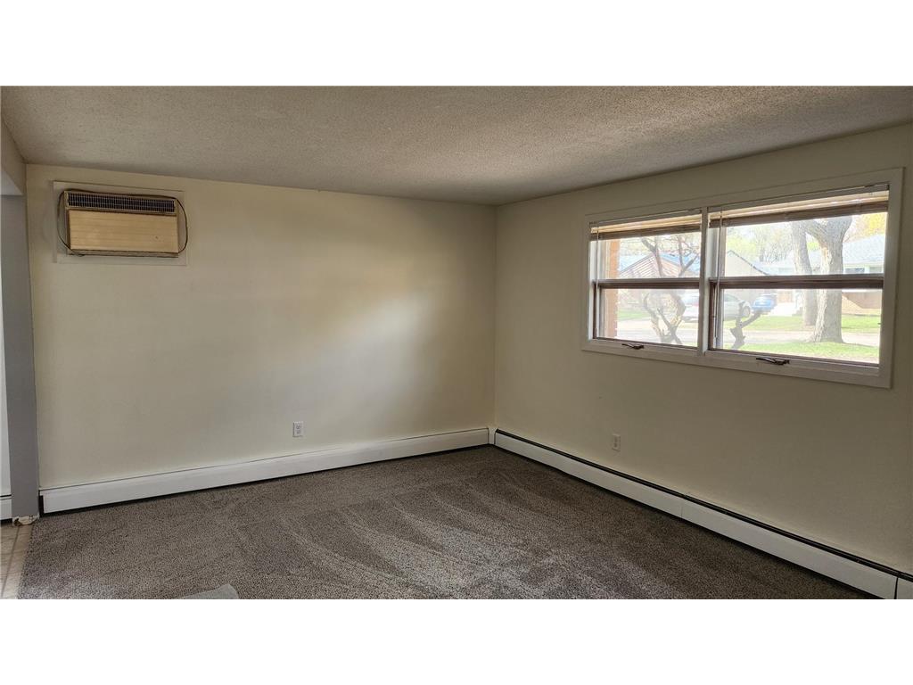 1738 Hawthorne Avenue E #1 Saint Paul MN 55106 7085345 image3