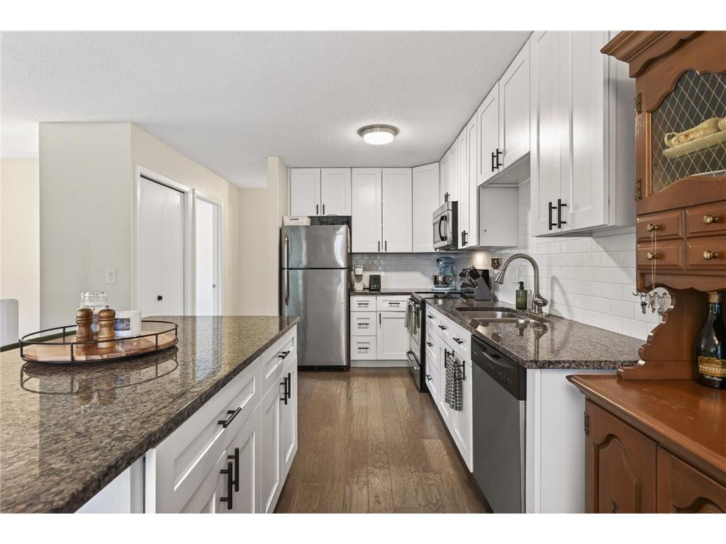 1738 Woodgate Lane Eagan MN 55122 7088483 image12