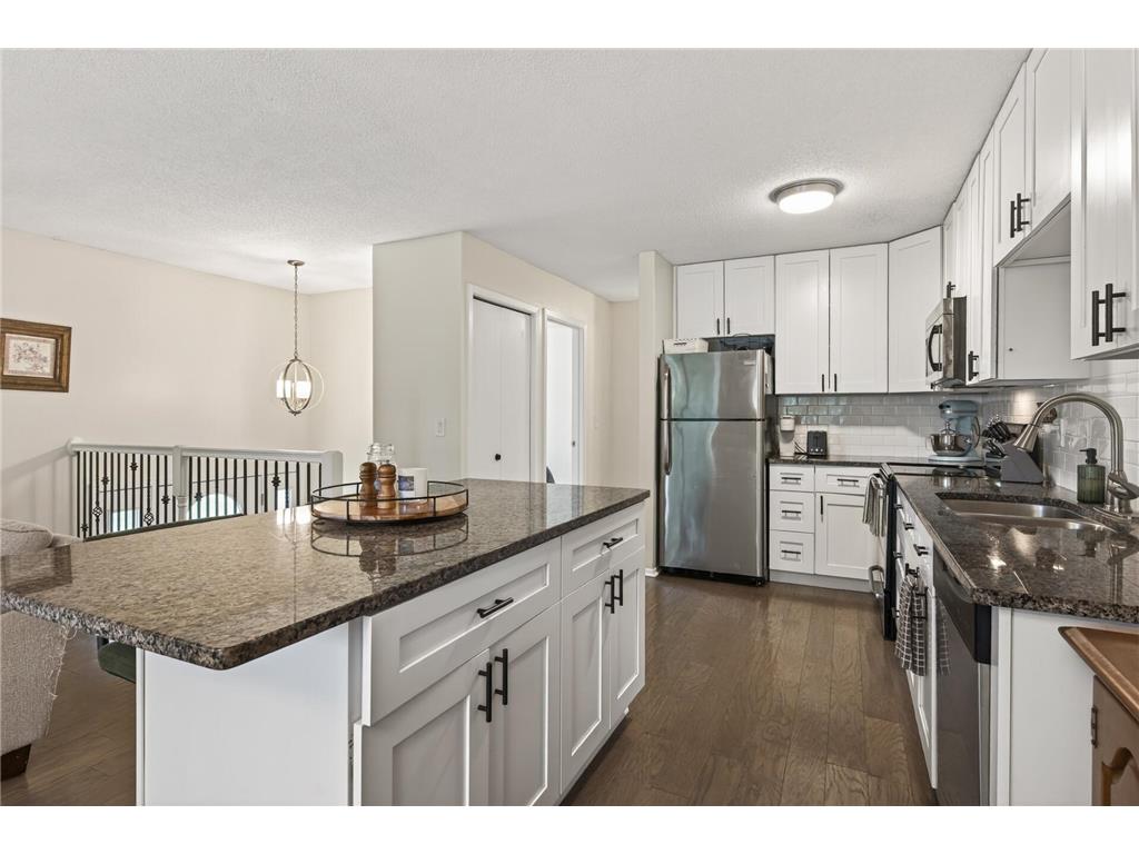 1738 Woodgate Lane Eagan MN 55122 7088483 image2