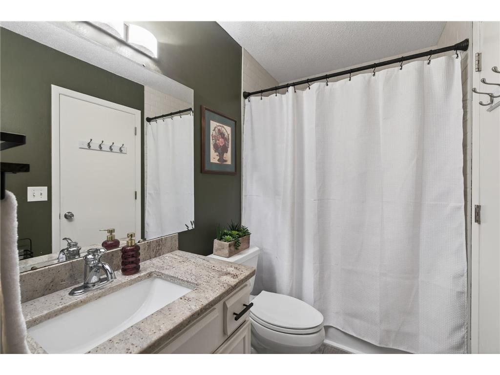 1738 Woodgate Lane Eagan MN 55122 7088483 image25