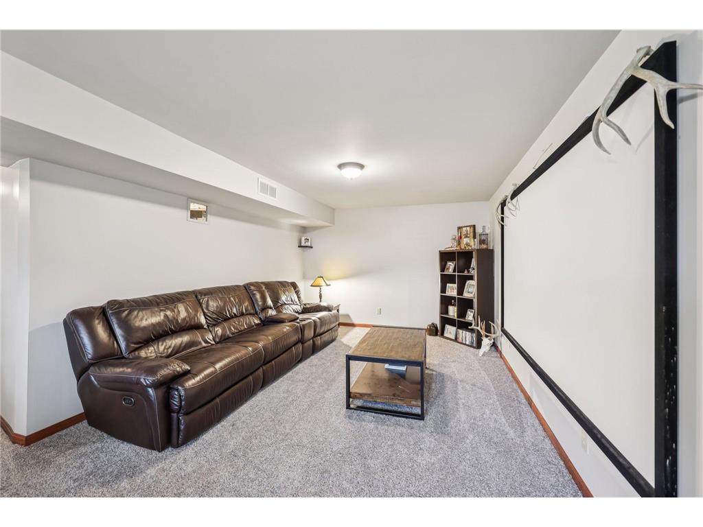 17385 142nd Street Young America Twp MN 55339 6816936 image35