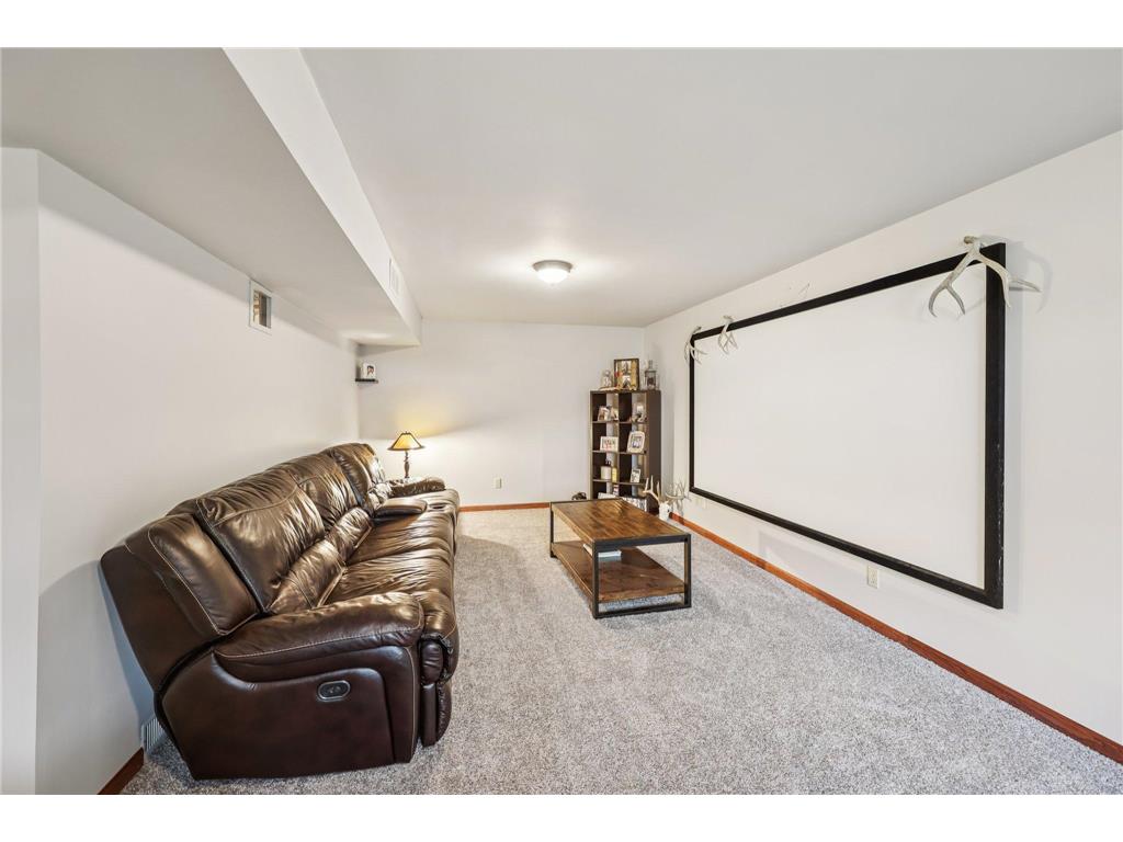 17385 142nd Street Young America Twp MN 55339 6816936 image36