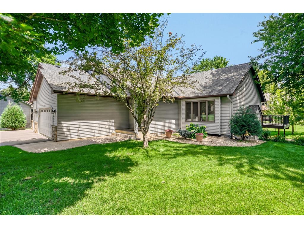17390 Greenview Circle Lakeville MN 55044 7092676 image2
