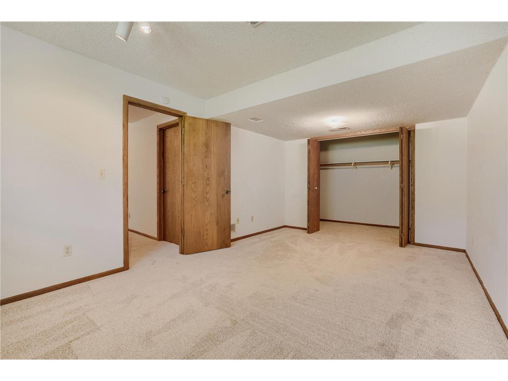 17390 Greenview Circle Lakeville MN 55044 7092676 image25