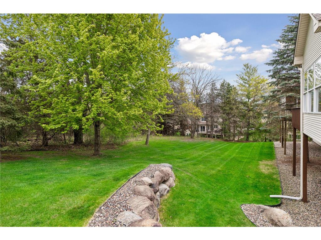 17392 Conifer Court Eden Prairie MN 55347 7068811 image38