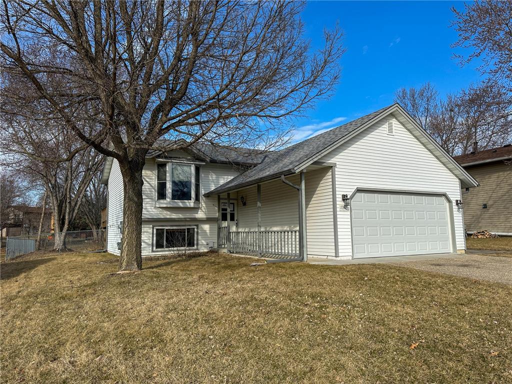 17392 Rustic Hills Drive Eden Prairie MN 55346 6501110 image1