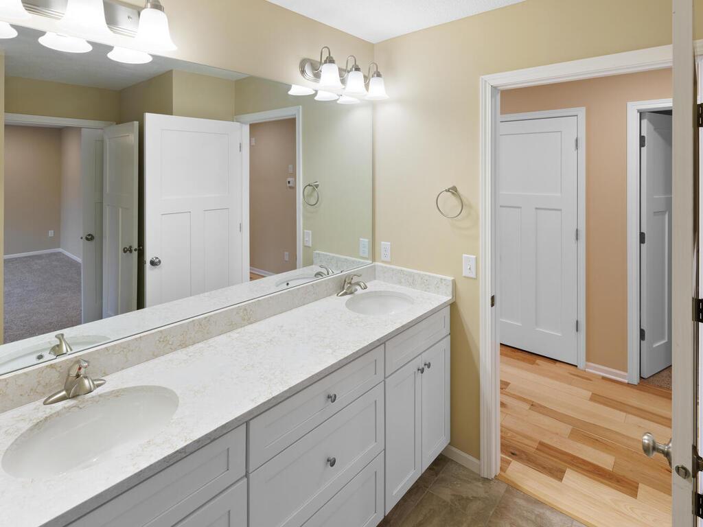 17394 Sunset Trail SW Prior Lake MN 55372 - Spring 6721764 image34