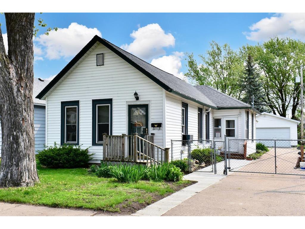 174 N Baker Street Winona MN 55987 6370764 image1