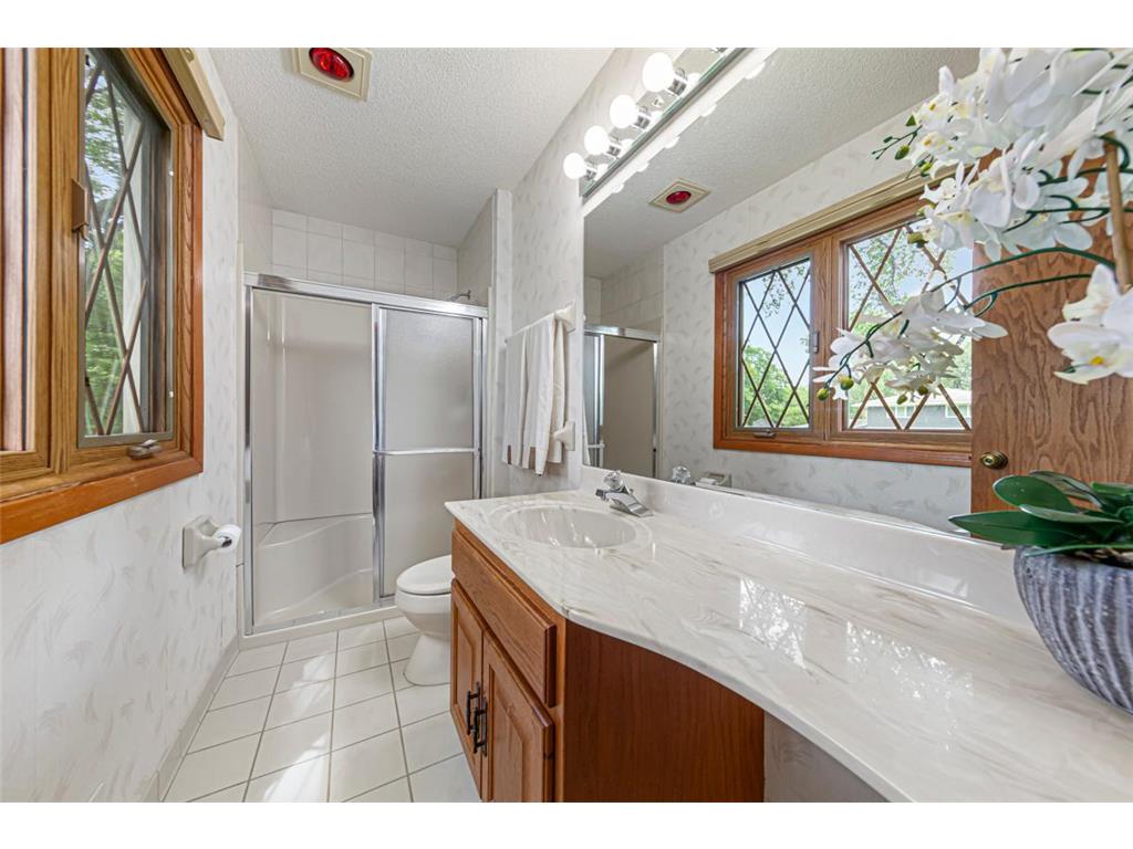 174 Spring Valley Drive Bloomington MN 55420 7089350 image22