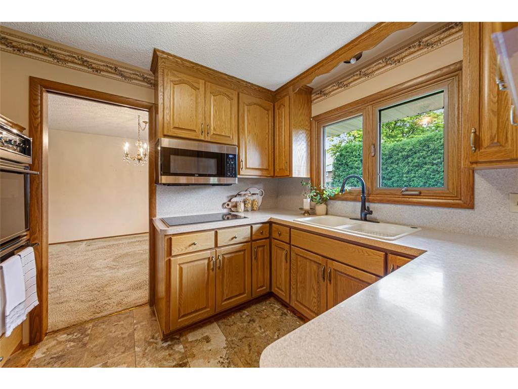 174 Spring Valley Drive Bloomington MN 55420 7089350 image9
