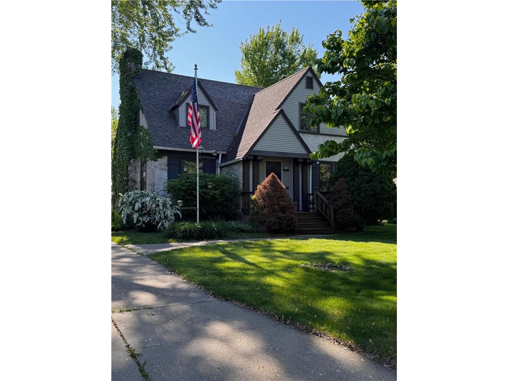 1740 Arona Street Falcon Heights MN 55113 6724957 image1