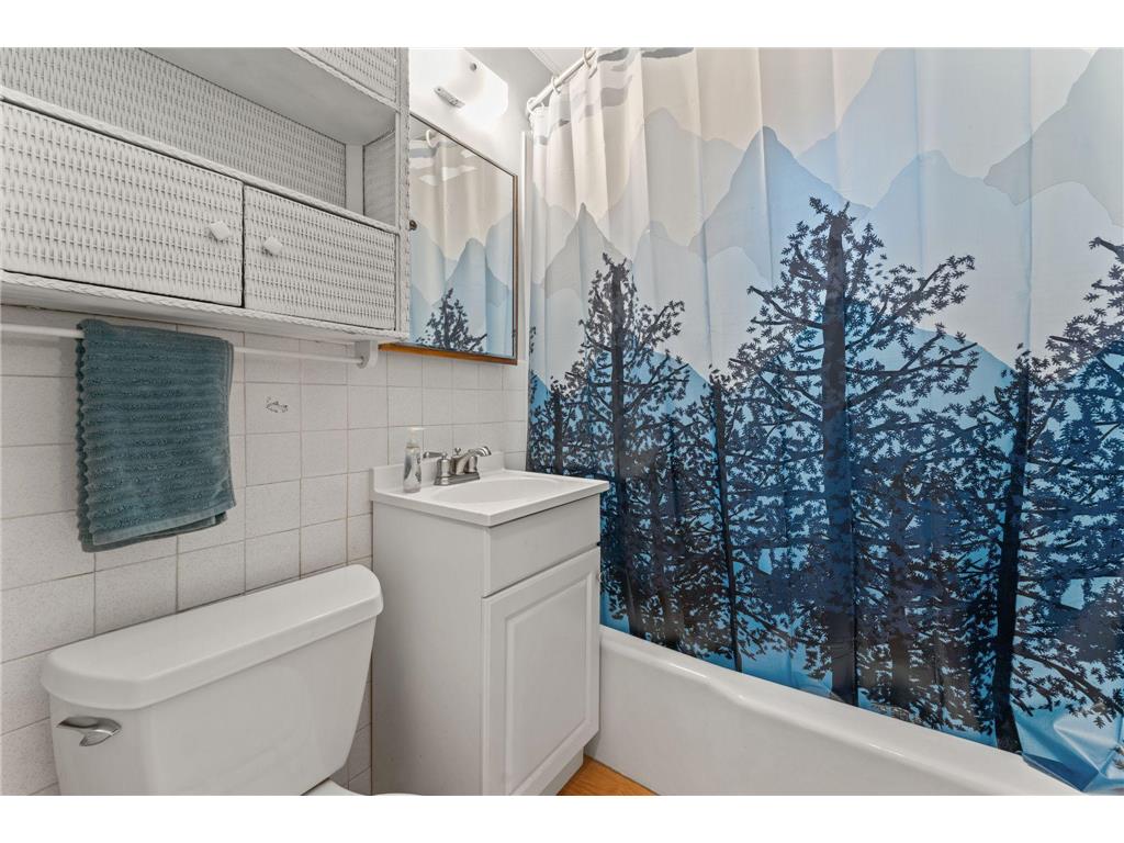 1740 English Street Maplewood MN 55109 6803965 image10