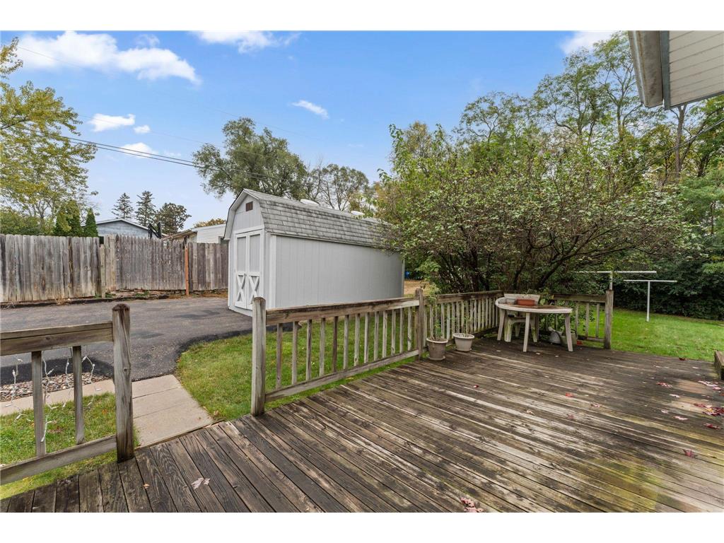 1740 English Street Maplewood MN 55109 6803965 image11