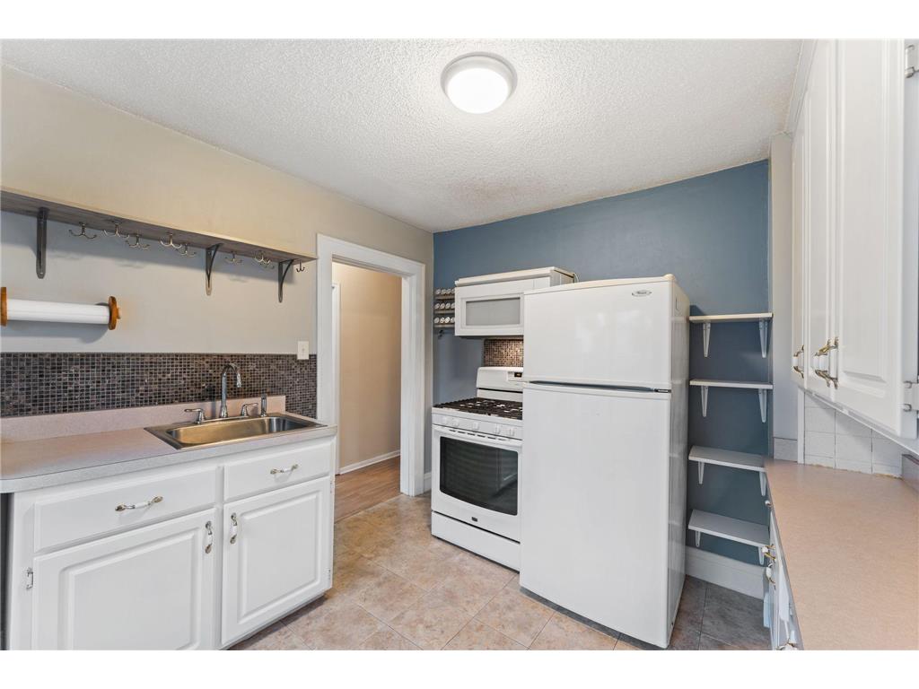 1740 English Street Maplewood MN 55109 6803965 image5