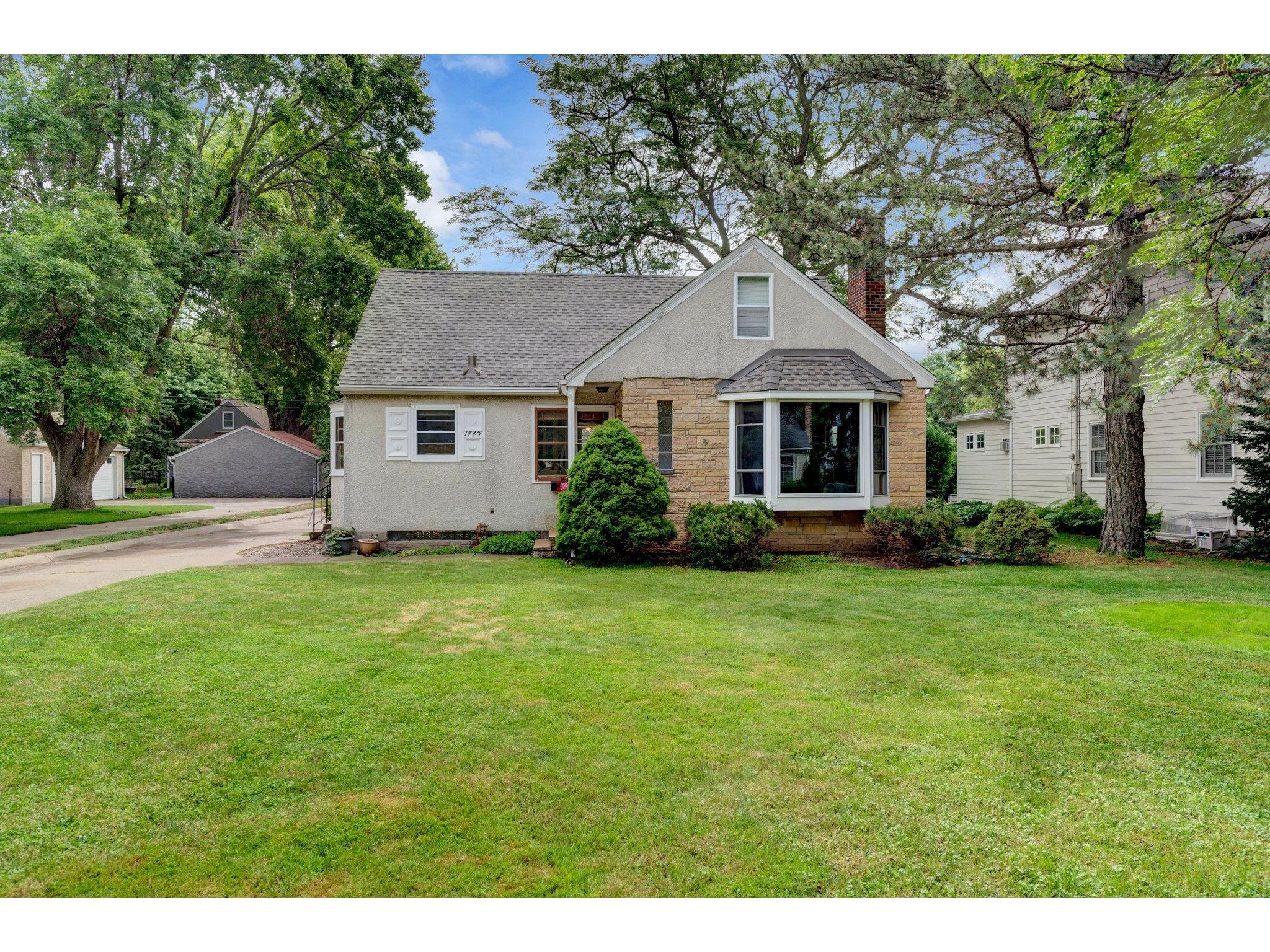 1740 Holton Street, Falcon Heights, MN 55113 MLS 6017959 Edina Realty