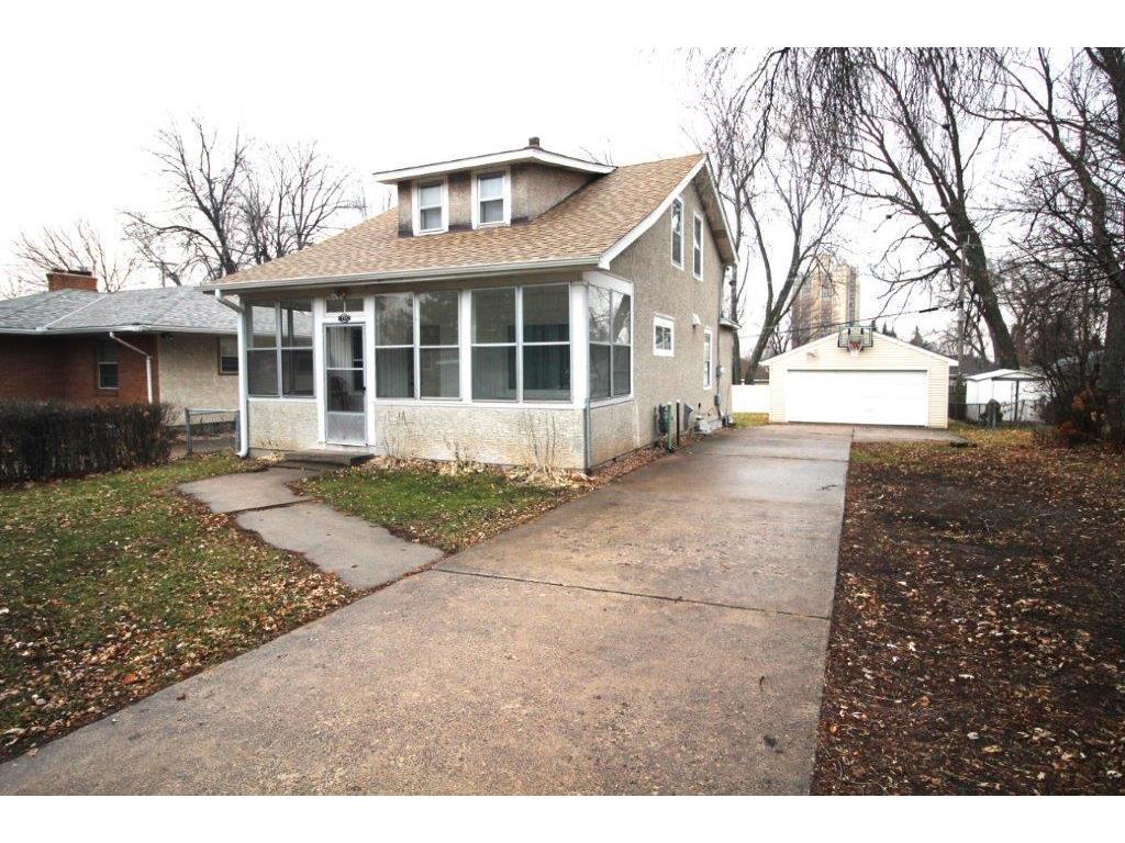 1740 Larpenteur Avenue E Saint Paul MN 55109 6470333 image1