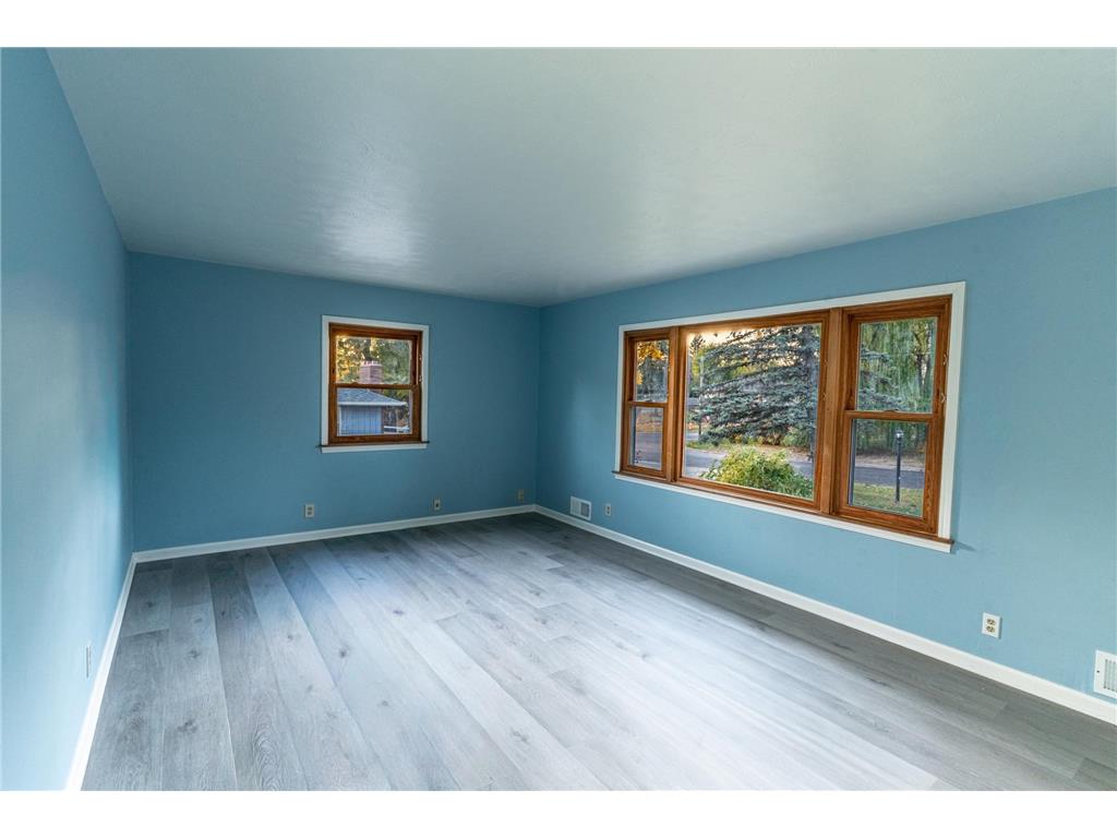 1740 Onacrest Curve Maplewood MN 55117 6817978 image2