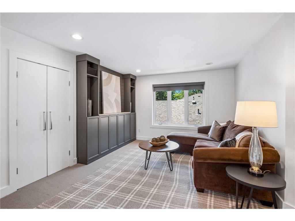1740 Palace Avenue Saint Paul MN 55105 7093679 image18