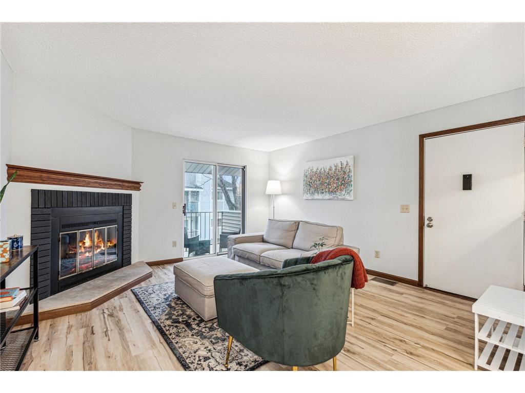 1740 Pleasant Street #E Lauderdale MN 55113 6492184 image1