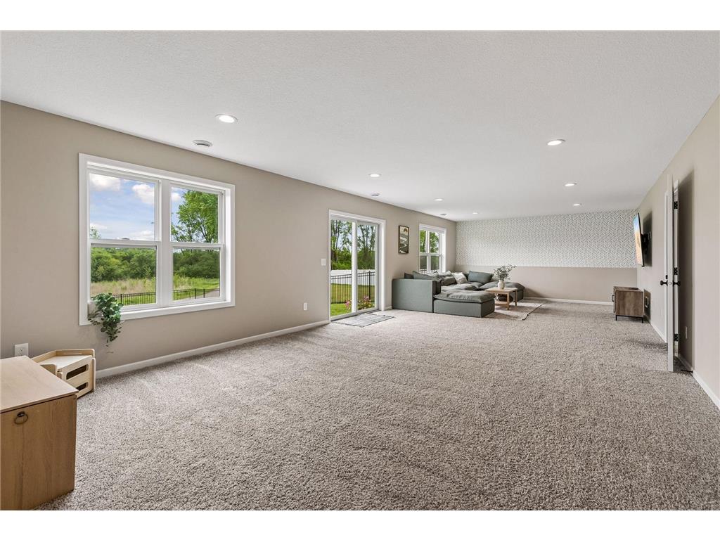 1740 Spruce Street Farmington MN 55024 7078507 image20