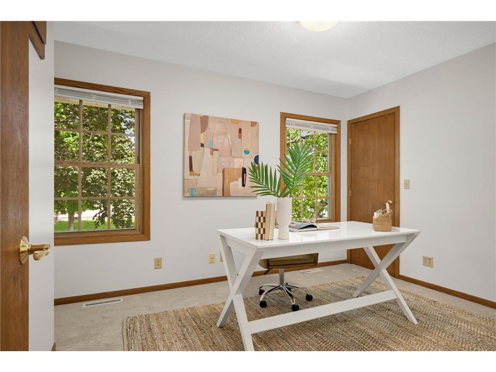 1740 Stanbridge Avenue Roseville MN 55113 7037192 image17