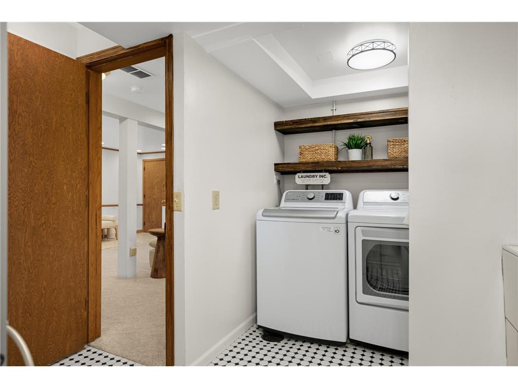 1740 Stanbridge Avenue Roseville MN 55113 7037192 image26
